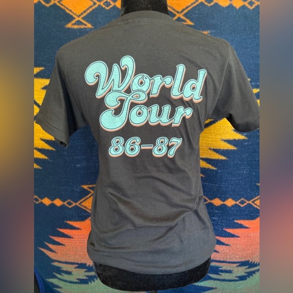 VTG 80’s Doublesided Chicago Band World Tour Merch Tee Shirt! Size Medium. - Picture 2 of 8